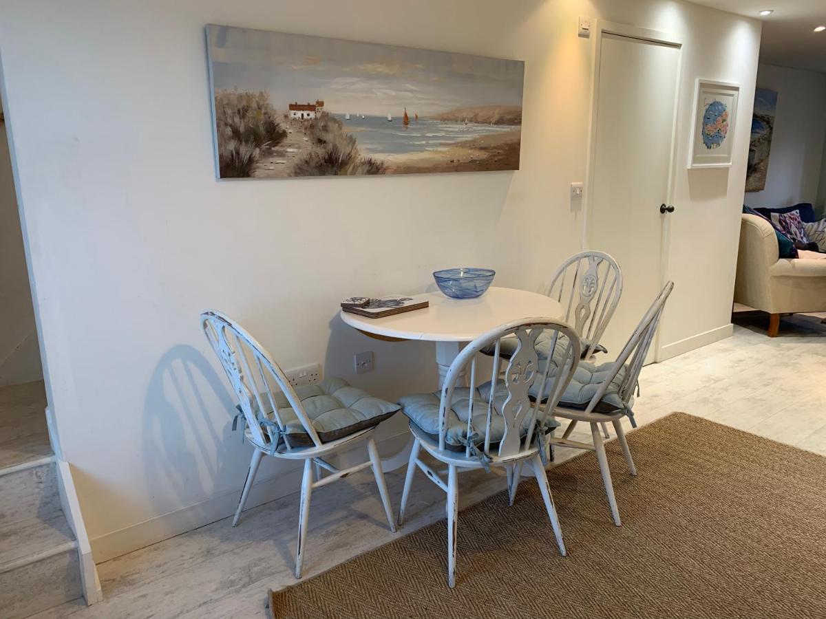 Villa Little Karenza Is The Perfect Cornish Getaway Saint Anthony Exterior foto