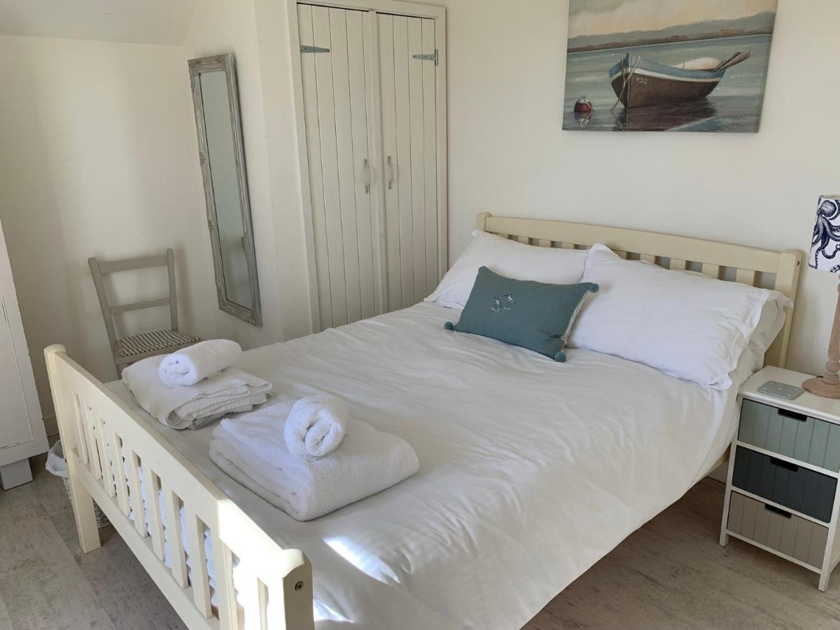 Villa Little Karenza Is The Perfect Cornish Getaway Saint Anthony Exterior foto